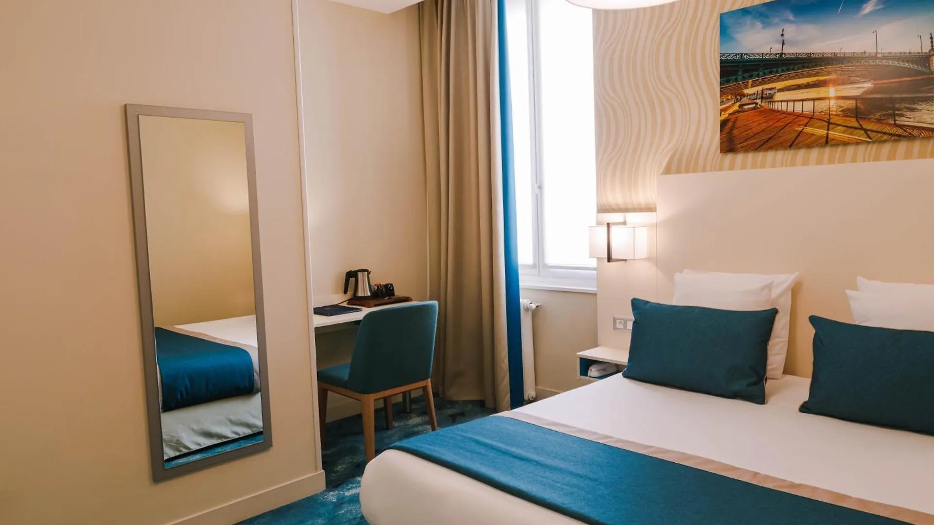 Hotel Des Remparts Perrache Lyon