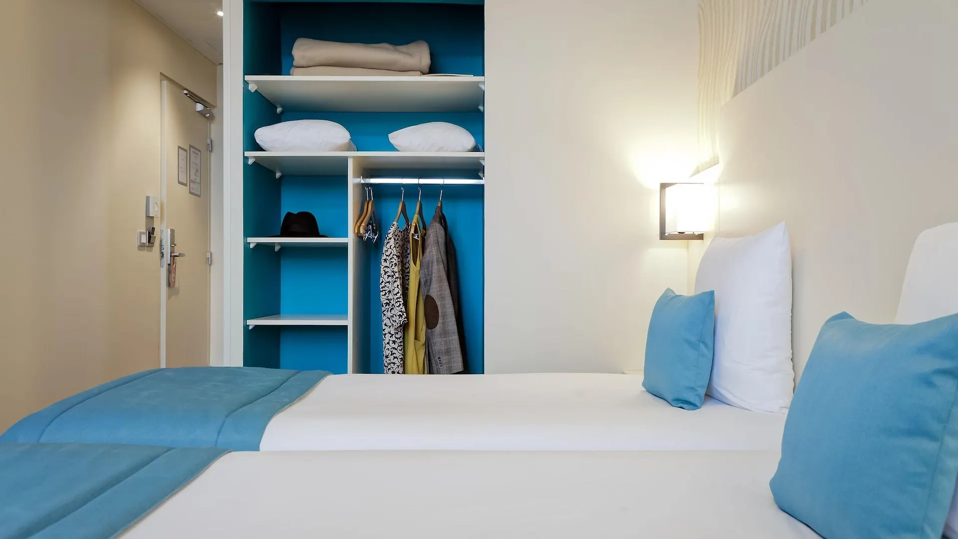 Hotel Des Remparts Perrache Lyon 3*,  France