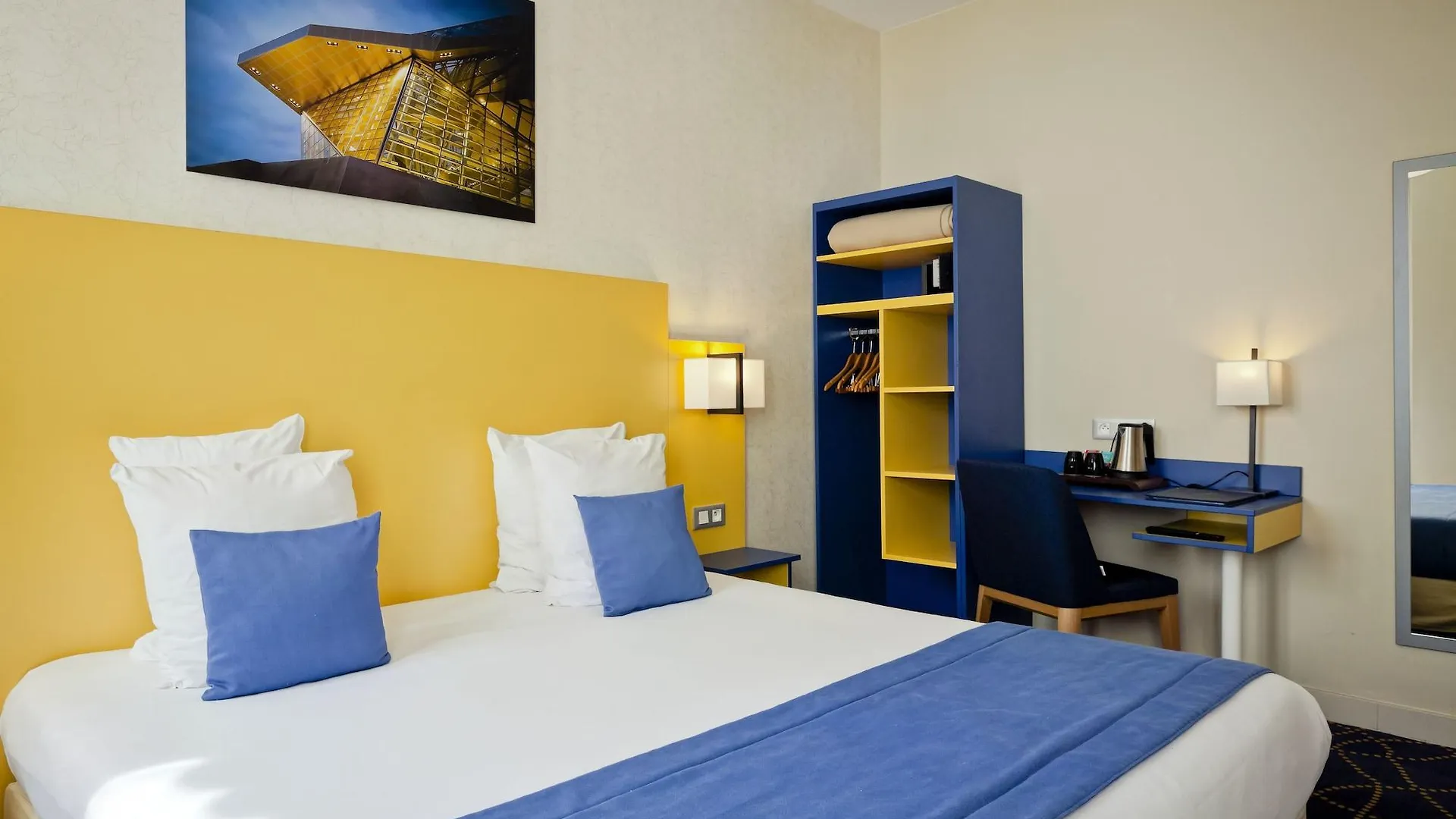 Hotel Des Remparts Perrache Lyon France