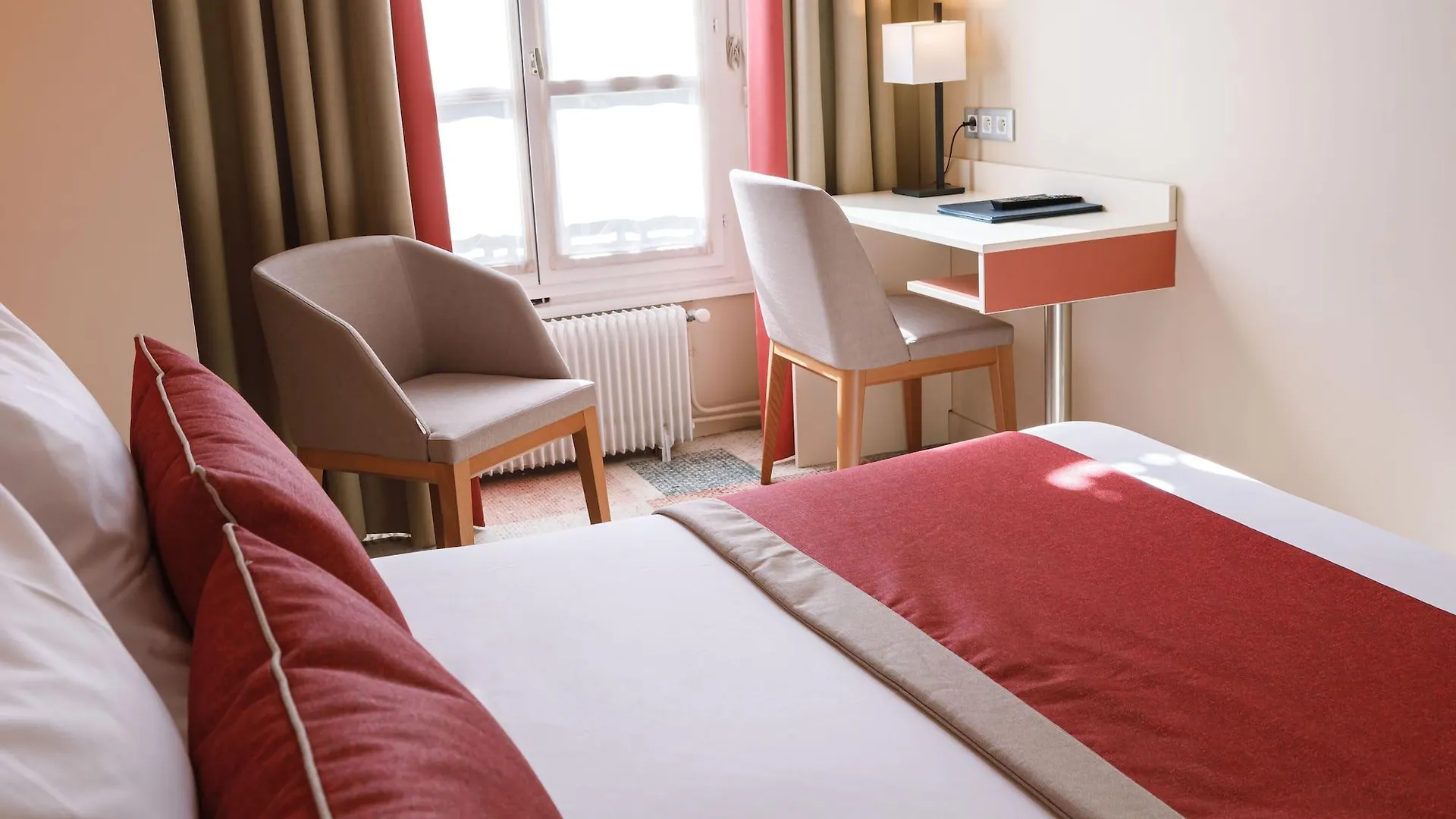 Hotel Des Remparts Perrache Lyon