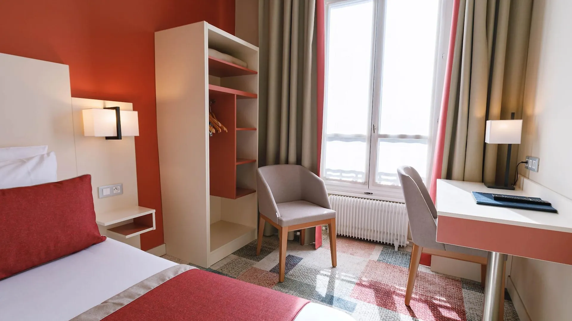 Hotel Des Remparts Perrache Lyon