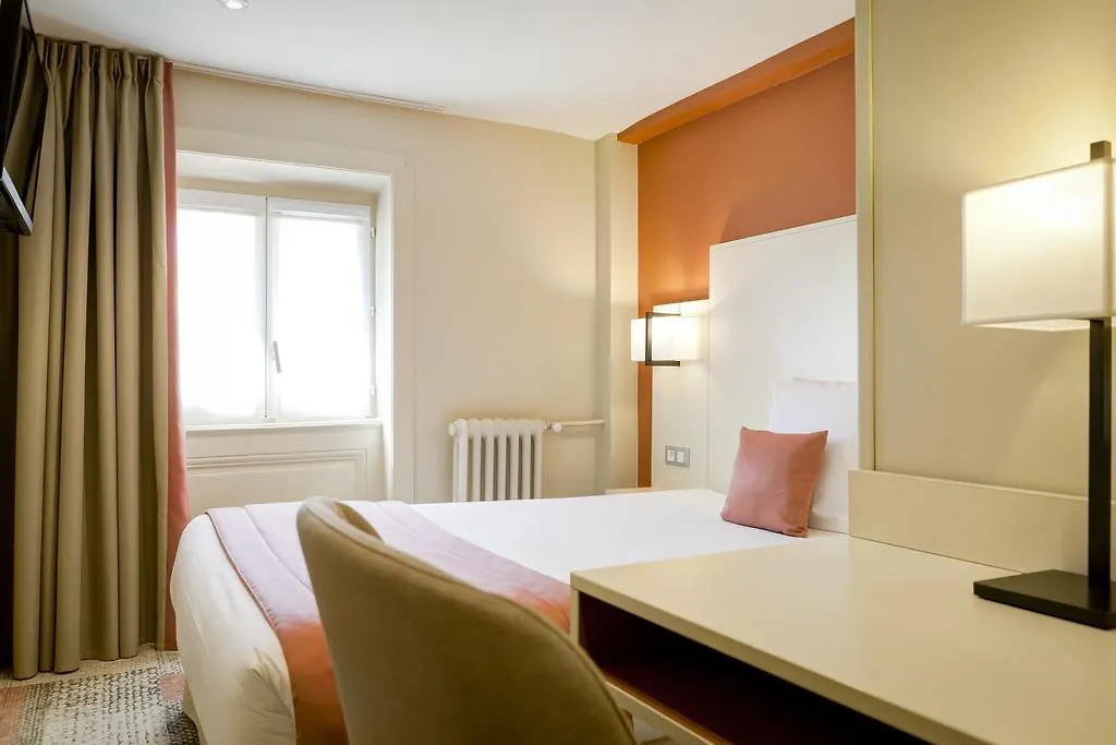 Hotel Des Remparts Perrache Lyon