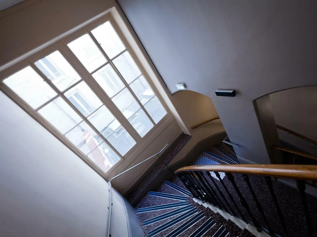 Hotel Des Remparts Perrache Lyon