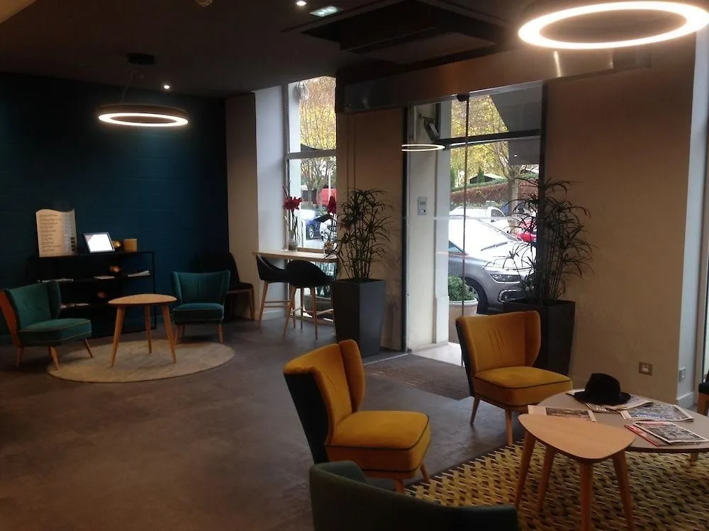 Hotel Des Remparts Perrache Lyon 3*,  France
