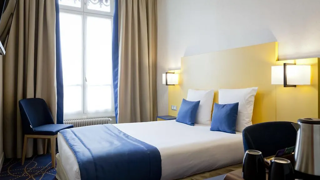 ***  Hotel Des Remparts Perrache Lyon France